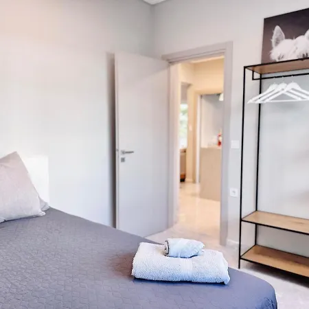 Kipos By Lithos & Key - 2 Bdr Condo In Kalamata Apartment